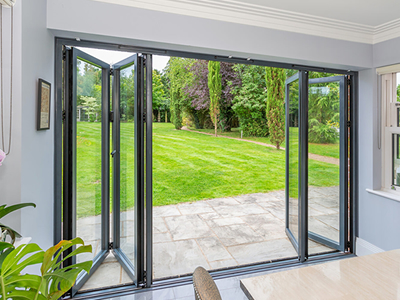 bifold door.jpg